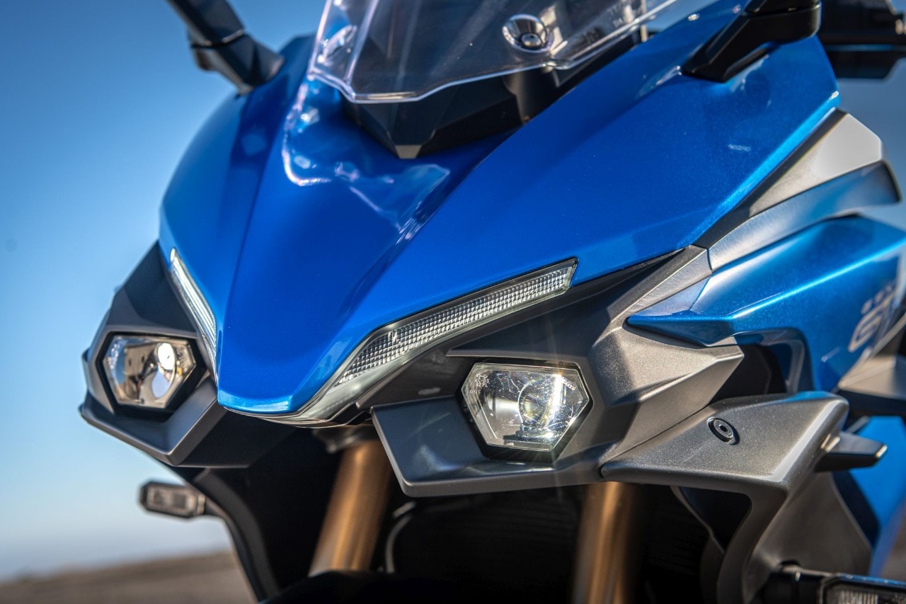 Suzuki GSX-S1000GT: vacanze nello spazio